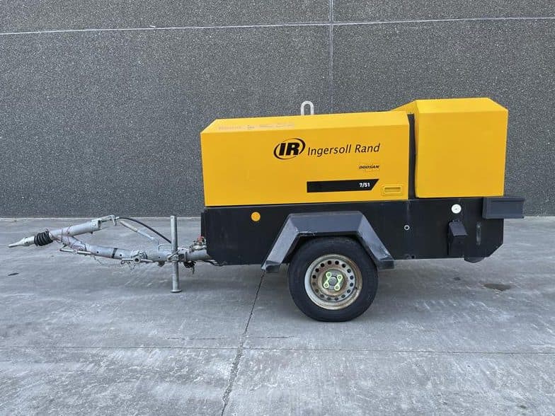 Used 2011 Ingersoll Rand 7/51 Portable Air Compressor, 180 CFM